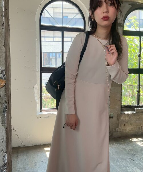 natural couture(ナチュラルクチュール)の「WEB限定/〈osono〉前後2WAYカットジョーゼットフレアワンピース(ワンピース・レディース・ブラウン/ブラック/オフホワイト・MEDIUM/LARGE)」の15枚目の写真