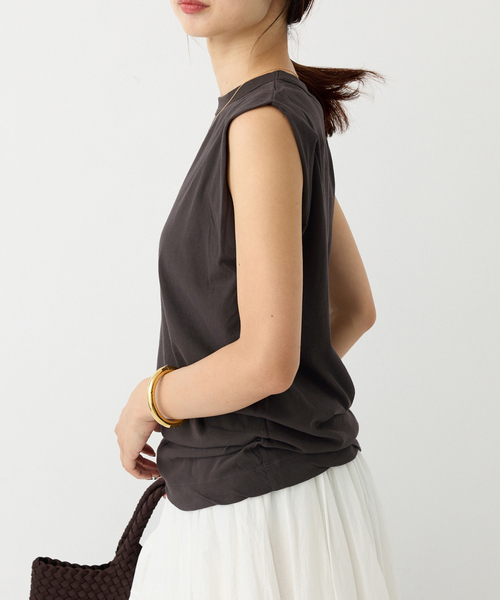 IENA（イエナ）の「《追加》ATON/エイトン FRESCA SINGLE JERSEY ノースリーブ（Tシャツ/カットソー・レディース・ベージュ/ピンク/ブラウン/ブラック系その他・FREE）」の6枚目の写真