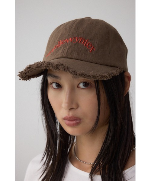 AZUL by moussy（アズールバイマウジー）の「ウェーブロゴキャップ（キャップ・レディース・ブラウン/ライトブラック・FREE）」の12枚目の写真