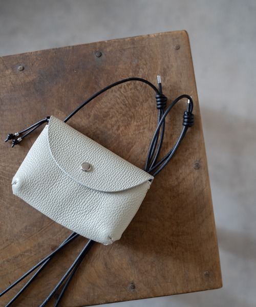 SENTI SHRINK LEATHER NECKWALLET シュリンクレザーネックウォレット