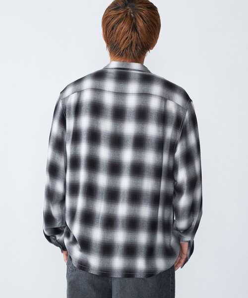City Ambient Products（シティアンビエントプロダクツ）の「TOWNCRAFT: 60 LOOP COLLER SHIRT（シャツ/ブラウス・メンズ・ブラック/グリーン/グレー・LARGE/MEDIUM/SMALL）」の13枚目の写真