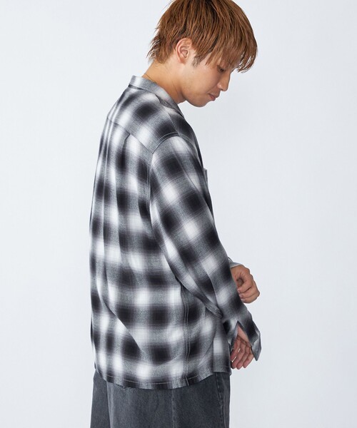 City Ambient Products（シティアンビエントプロダクツ）の「TOWNCRAFT: 60 LOOP COLLER SHIRT（シャツ/ブラウス・メンズ・ブラック/グリーン/グレー・LARGE/MEDIUM/SMALL）」の14枚目の写真