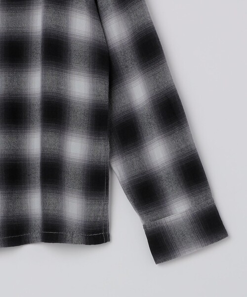 City Ambient Products（シティアンビエントプロダクツ）の「TOWNCRAFT: 60 LOOP COLLER SHIRT（シャツ/ブラウス・メンズ・ブラック/グリーン/グレー・LARGE/MEDIUM/SMALL）」の18枚目の写真