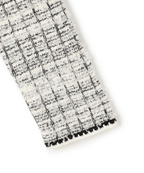 TOCCA(トッカ)の「FLUFFY PATH ニットジャケット(カーディガン/ボレロ・レディース・ライトグリーン系/ブラック系5・SMALL/MEDIUM)」の3枚目の写真