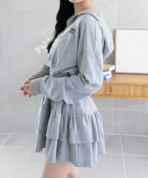 clear（クリア）の「ミニ裏毛パーカー(セット可)［大人 カジュアル 着回し力抜群］（パーカー・レディース・ブラック/チャコールグレー/グレー・F）」の21枚目の写真