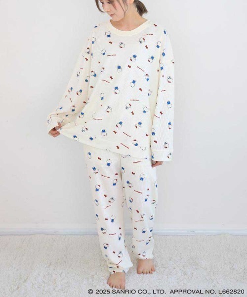 sanrio（サンリオ）の「ハローキティワッフルルームウェア上下セット（ルームウェア/パジャマ・レディース・オフホワイト/クリーム・FREE）」の4枚目の写真