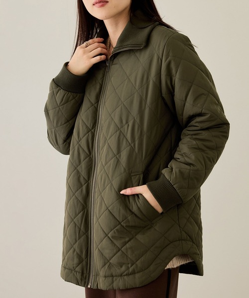 NAVY(ネイビー)の「nAvy グラムス キルトスタンドブルゾン【軽量 裏地フリース 撥水加工 手洗いOK】(ブルゾン・レディース・ブラック/カーキ/オフホワイト・L/M)」の3枚目の写真
