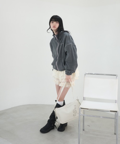 Smyeon(スミョン)の「Assortment studded shoulder bag/アソートスタッズショルダーバッグ(ショルダーバッグ・レディース・ホワイト/ブラック/ブラウン・FREE)」の8枚目の写真
