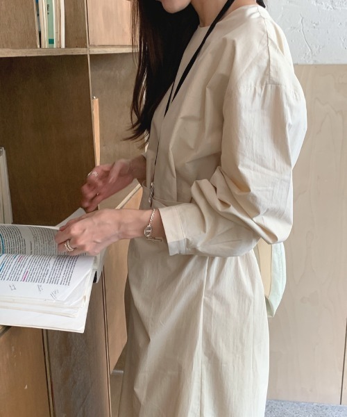 FREE STYLISTS(フリー スタイリスト)の「YUGA_YGMC Cross drape dress(ワンピース・レディース・ブラウン/オフホワイト・FREE)」の22枚目の写真