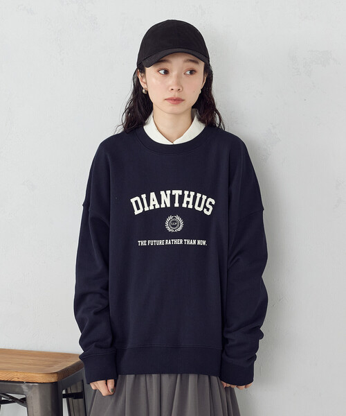 COMME CA ISM(コムサイズム)の「カレッジロゴスウェット(スウェット・レディース・ネイビー/グレー・SMALL/MEDIUM/LARGE/X-LARGE)」の15枚目の写真