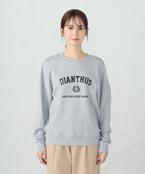 COMME CA ISM(コムサイズム)の「カレッジロゴスウェット(スウェット・レディース・ネイビー/グレー・SMALL/MEDIUM/LARGE/X-LARGE)」の12枚目の写真