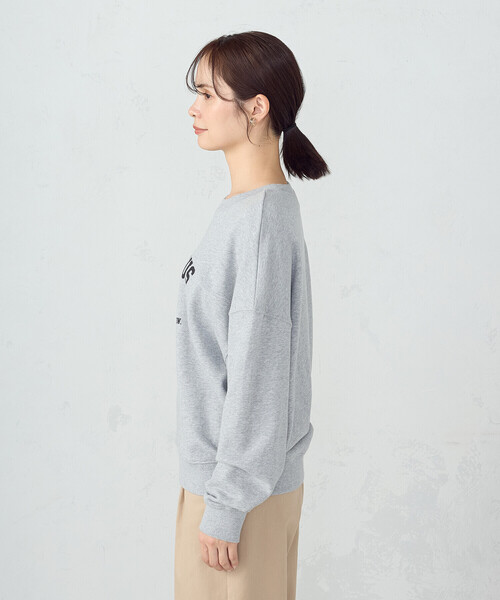 COMME CA ISM(コムサイズム)の「カレッジロゴスウェット(スウェット・レディース・ネイビー/グレー・SMALL/MEDIUM/LARGE/X-LARGE)」の20枚目の写真