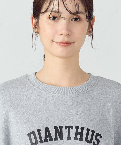 COMME CA ISM(コムサイズム)の「カレッジロゴスウェット(スウェット・レディース・ネイビー/グレー・SMALL/MEDIUM/LARGE/X-LARGE)」の18枚目の写真
