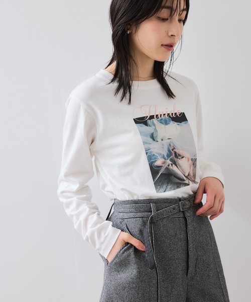 VIS(ビス)の「フォト&ロゴアソートロングスリーブTシャツ(Tシャツ/カットソー・レディース・ホワイト/ホワイト系その他/ベージュ・FREE)」の2枚目の写真