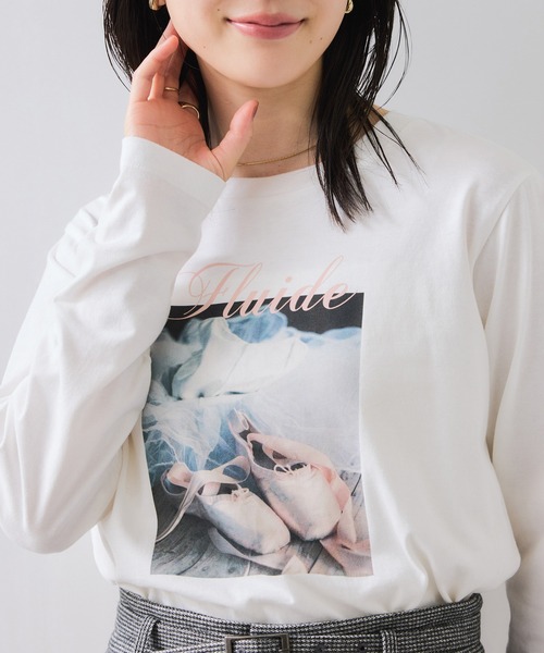 VIS(ビス)の「フォト&ロゴアソートロングスリーブTシャツ(Tシャツ/カットソー・レディース・ホワイト/ホワイト系その他/ベージュ・FREE)」の6枚目の写真