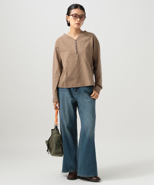 BAYFLOW(ベイフロー)の「ヘンリーネックロングスリーブプルオーバー(Tシャツ/カットソー・レディース・マスタード/モカ/チャコール・FREE)」の5枚目の写真