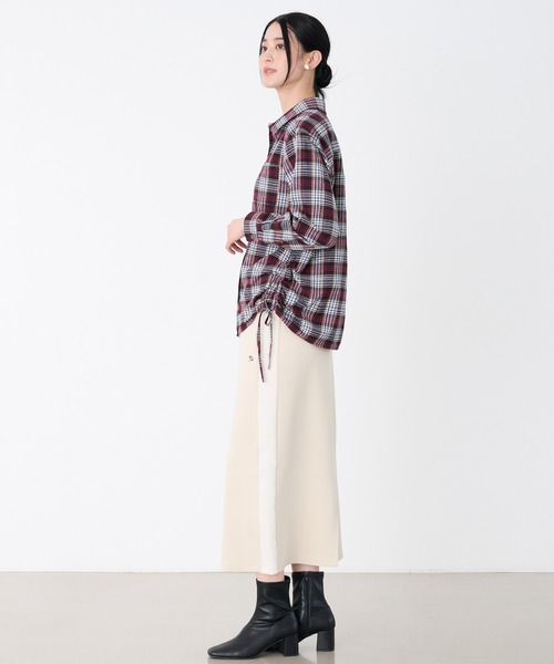 Arnold Palmer(アーノルドパーマー)の「サイドシャーリング 先染めチェック シャツ(シャツ/ブラウス・レディース・ベージュ/ブルー/レッド・S/L/M)」の10枚目の写真