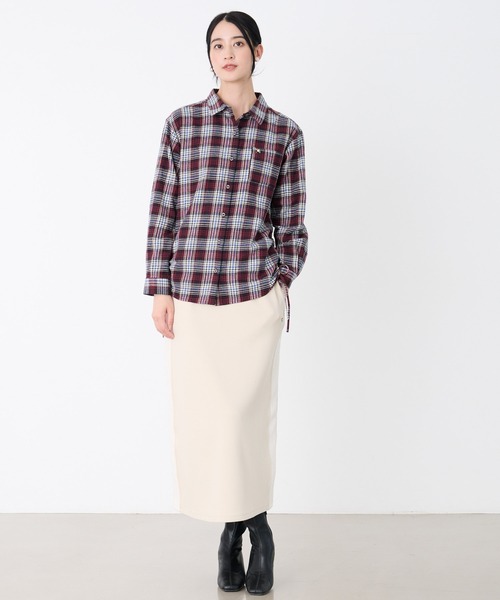 Arnold Palmer(アーノルドパーマー)の「サイドシャーリング 先染めチェック シャツ(シャツ/ブラウス・レディース・ベージュ/ブルー/レッド・S/L/M)」の9枚目の写真