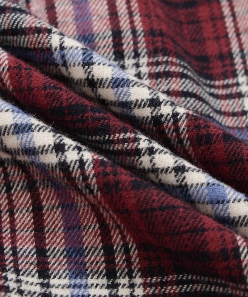 Arnold Palmer(アーノルドパーマー)の「サイドシャーリング 先染めチェック シャツ(シャツ/ブラウス・レディース・ベージュ/ブルー/レッド・S/L/M)」の19枚目の写真