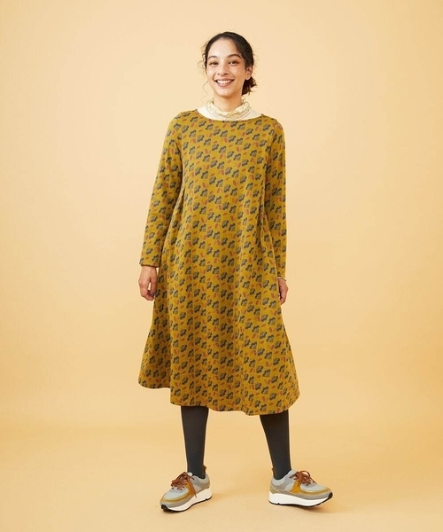 Jocomomola（ホコモモラ）の「ベアスムース ハイネックレースカットソー（Tシャツ/カットソー・レディース・カーキ/オレンジ/ベージュ/ブルー/ブラック/ボルドー/ダークインディゴブルー・40）」の10枚目の写真