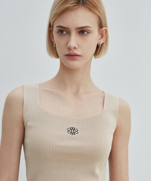 NICK&NICOLE（ニックアンドニコール）の「NICOLE SQUARE NECK SLEEVELESS_BEIGE（Tシャツ/カットソー・レディース・その他・FREE）」の2枚目の写真
