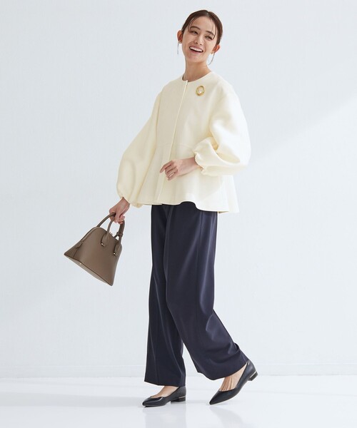 green label relaxing（グリーンレーベルリラクシング）の「［size SHORTあり］fleurie(フルリー) フォルム ジャケット（ノーカラージャケット・レディース・オフホワイト/ベージュ/ネイビー・SHORT/FREE）」の4枚目の写真