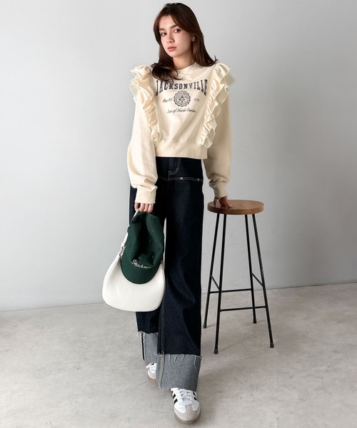 mily bilet(ミウィビレット)の「【mily bilet】チュールとフリルで甘く着る。ダブルフリルカレッジロゴ刺繍スウェット(スウェット・レディース・チャコール/ベージュ/オートミール/ネイビー・SMALL/MEDIUM/LARGE/X-LARGE)」の20枚目の写真
