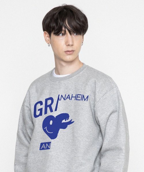 GRAVER（グレーバー）の「[UNISEX]ハートスネークハーフアーチロゴマンツーマン_グレー（スウェット・レディース・その他・SMALL/MEDIUM/LARGE）」の3枚目の写真