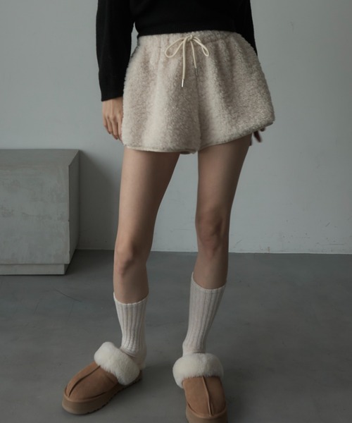 Nadana(ナダナ)の「もこもこショートパンツ(その他パンツ・レディース・オフホワイト/グレー・FREE)」の22枚目の写真