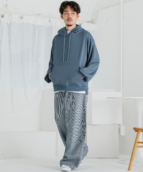 LUXSTYLE(ラグスタイル)の「レーヨン混とろみ素材サイドスナップスリットパーカー(パーカー・メンズ・ライトグレー/ブルー/ブラック・M/L)」の11枚目の写真