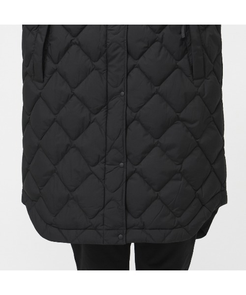 NANGA(ナンガ)の「ナンガ RIB COLLAR QUILTED DOWN COAT W(ダウンジャケット/コート・レディース・ベージュ/ブラック・M/L)」の8枚目の写真