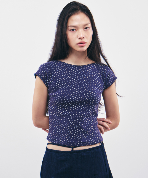 CITYBREEZE(シティブリーズ)の「エミリー 半袖Tシャツ_NAVY(Tシャツ/カットソー・レディース・ネイビー・SMALL/MEDIUM)」の2枚目の写真