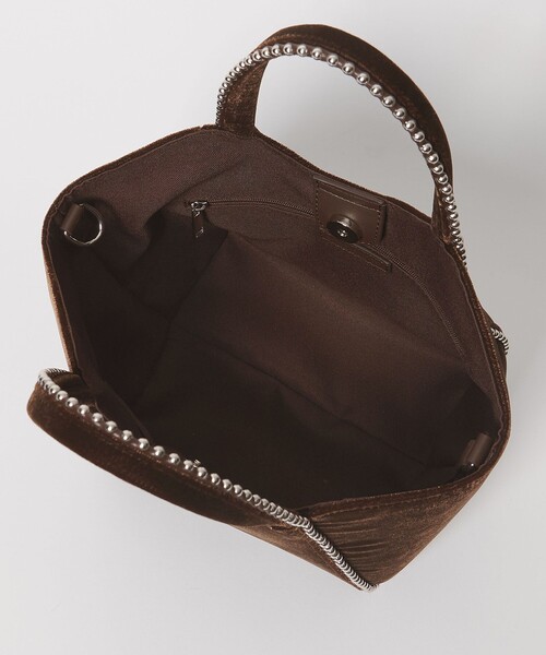 BEAUTY&YOUTH UNITED ARROWS(ビューティーアンドユースユナイテッドアローズ)の「ベルベット ボールチェーン 2WAY ミニトートバッグ(トートバッグ・レディース・ネイビー/ダークブラウン・FREE)」の17枚目の写真