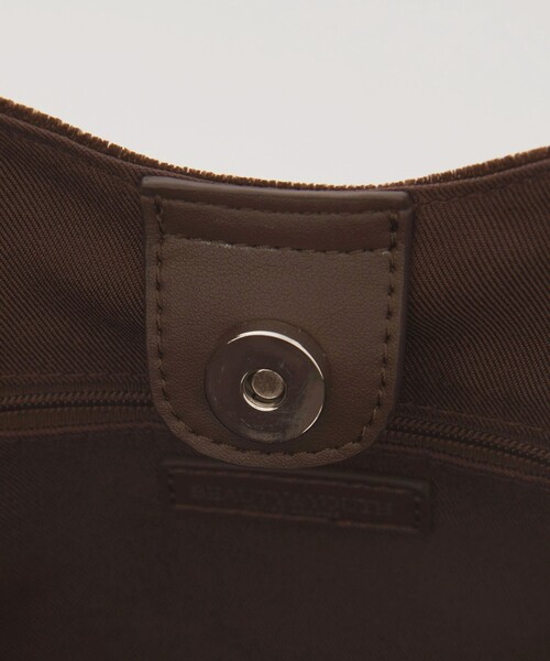 BEAUTY&YOUTH UNITED ARROWS(ビューティーアンドユースユナイテッドアローズ)の「ベルベット ボールチェーン 2WAY ミニトートバッグ(トートバッグ・レディース・ネイビー/ダークブラウン・FREE)」の18枚目の写真