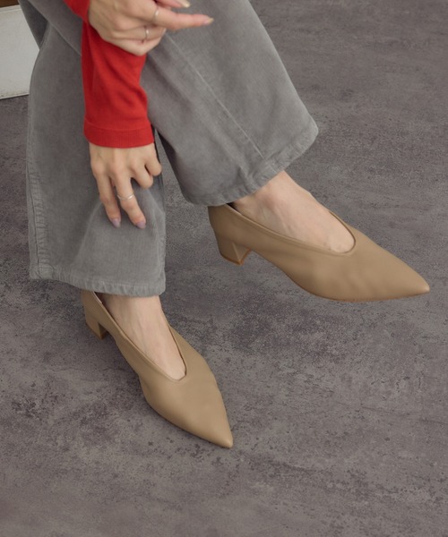 SALON adam et rope'（サロン アダム エ ロペ）の「【W S（ドゥーブル）】ソフトレザーヒールパンプス（パンプス・レディース・ブラック/ベージュ・37/36.5/36/37.5）」の3枚目の写真