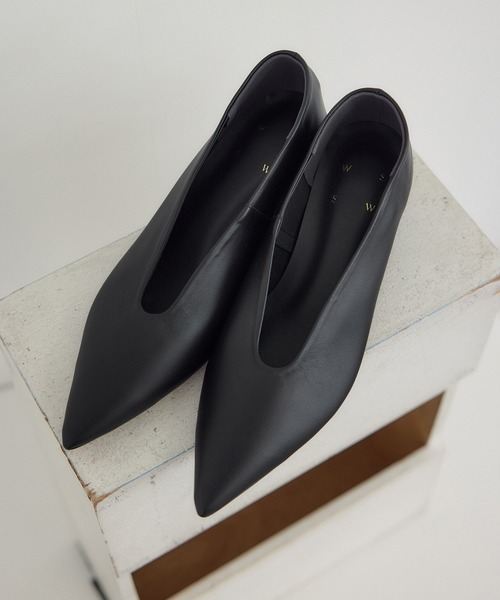 SALON adam et rope'（サロン アダム エ ロペ）の「【W S（ドゥーブル）】ソフトレザーヒールパンプス（パンプス・レディース・ブラック/ベージュ・37/36.5/36/37.5）」の4枚目の写真