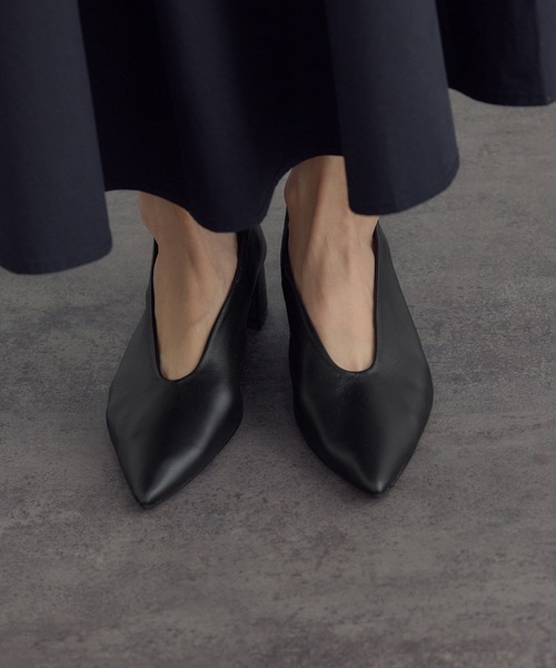 SALON adam et rope'（サロン アダム エ ロペ）の「【W S（ドゥーブル）】ソフトレザーヒールパンプス（パンプス・レディース・ブラック/ベージュ・37/36.5/36/37.5）」の7枚目の写真