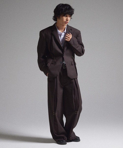 GRANCY（グランシー）の「【GRANCY】Pierced Tuck Slacks / ピアスデザインタックスラックス（スラックス・メンズ・ブラウン/ブラック・S/M/L）」の16枚目の写真
