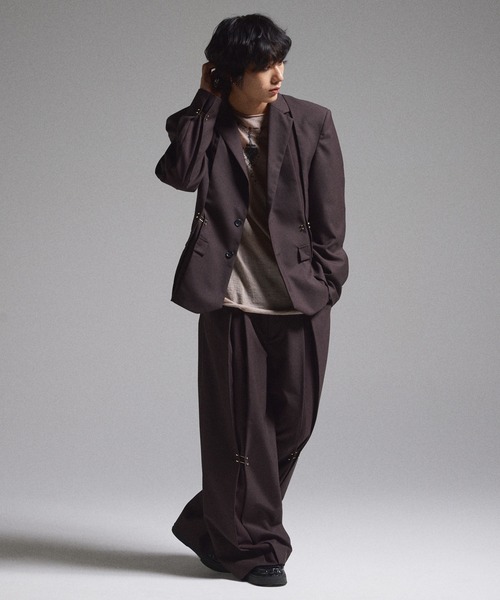 GRANCY（グランシー）の「【GRANCY】Pierced Tuck Slacks / ピアスデザインタックスラックス（スラックス・メンズ・ブラウン/ブラック・S/M/L）」の17枚目の写真