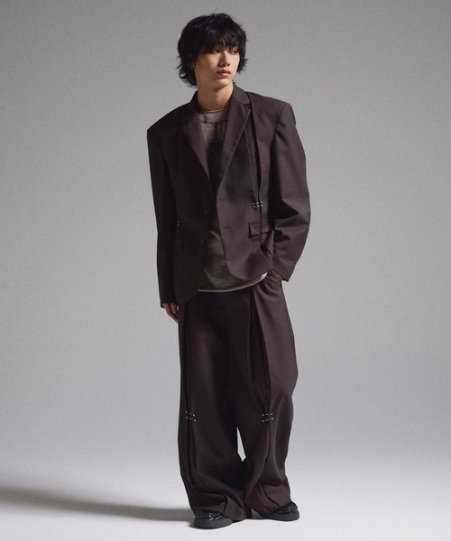 GRANCY（グランシー）の「【GRANCY】Pierced Tuck Slacks / ピアスデザインタックスラックス（スラックス・メンズ・ブラウン/ブラック・S/M/L）」の19枚目の写真