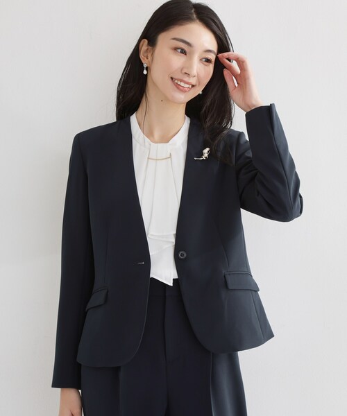 THE SHOP TK （ザ ショップ ティーケー ）の「【通勤・セレモニー】ダブルクロス ノーカラージャケット/セットアップ可（ノーカラージャケット・レディース・ブラック/ベージュ/ネイビー・12/14/13/11）」の3枚目の写真