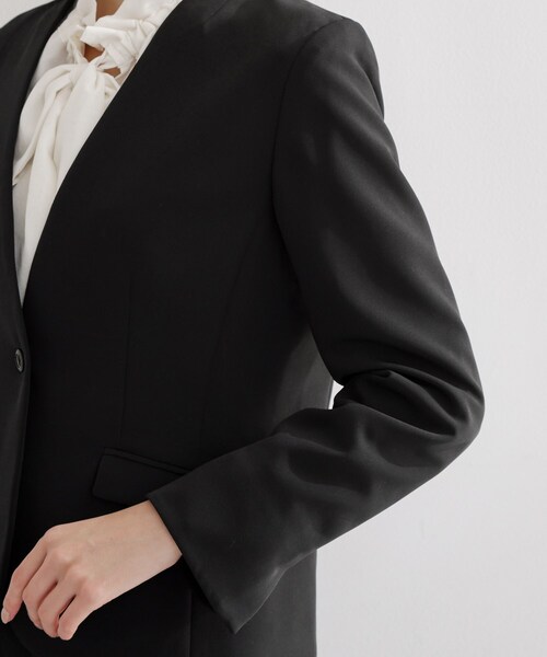 THE SHOP TK （ザ ショップ ティーケー ）の「【通勤・セレモニー】ダブルクロス ノーカラージャケット/セットアップ可（ノーカラージャケット・レディース・ブラック/ベージュ/ネイビー・12/14/13/11）」の19枚目の写真