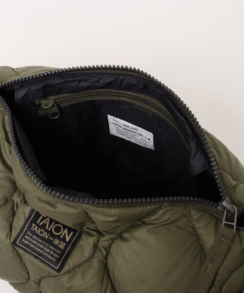 TAION（タイオン）の「MILITARY BANANA SLDR DOWN BAGM　BBG02ALSML-1-M（ショルダーバッグ・メンズ・カーキ・FREE）」の5枚目の写真