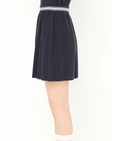 CALNAMUR(カルナムール)の「ニットプリーツミニスカート(スカート・レディース・グレー/ブルー/ネイビー・FREE)」の8枚目の写真