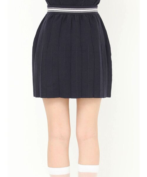 CALNAMUR(カルナムール)の「ニットプリーツミニスカート(スカート・レディース・グレー/ブルー/ネイビー・FREE)」の9枚目の写真