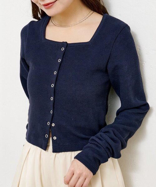 Kastane（カスタネ）の「【ZOZO先行/7色展開】サーマルカーディガン（カーディガン/ボレロ・レディース・グレー/アイボリー/ネイビー/ダークブルー/ピンク/ホワイト系その他/ホワイト・FREE）」の5枚目の写真