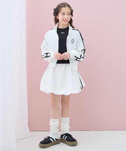 Amourire girl（アムリールガール）の「ラインリボンブルゾン（ブルゾン・キッズ・オフホワイト/ブラック・150cm/140cm/130cm/160cm）」の7枚目の写真