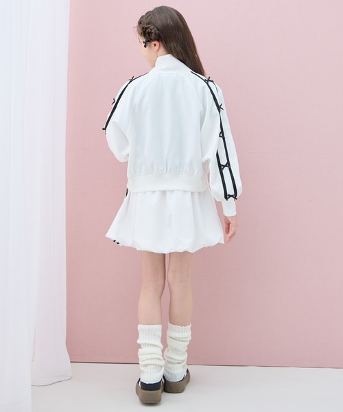 Amourire girl（アムリールガール）の「ラインリボンブルゾン（ブルゾン・キッズ・オフホワイト/ブラック・150cm/140cm/130cm/160cm）」の9枚目の写真