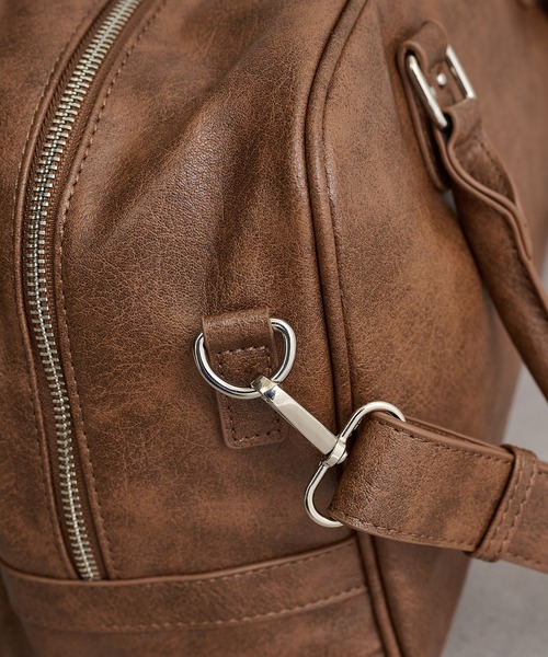 MAGASIN DE MODE Onjna(マガジンデモードオンジェナ )の「【MAGASIN DE MODE Onjna】フェイクレザー2wayラージボストン SNBD(ボストンバッグ・レディース・ブラウン/ブラック・FREE)」の16枚目の写真