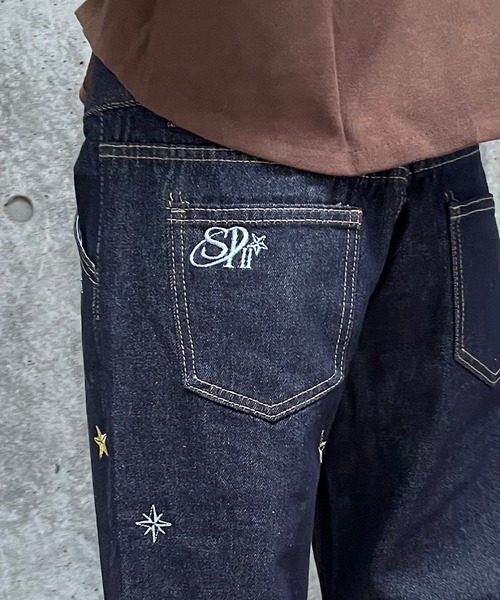 ROGER AND RAW(ロジャーアンドロウ)の「星柄刺繍ローウエストデニムパンツ(デニムパンツ・レディース・インディゴブルー・SMALL/MEDIUM)」の7枚目の写真